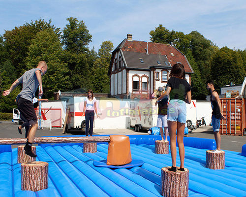 EN71 Inflatable Jousting Arena Interactive Last Man Standing Gladiator Game