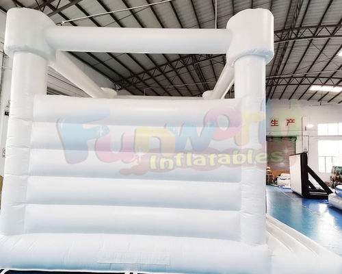 Public 18OZ PVC Inflatable Bounce Houses Quadruple Stitching