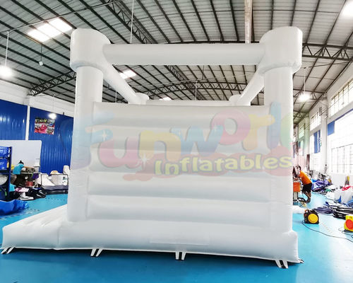 Public 18OZ PVC Inflatable Bounce Houses Quadruple Stitching